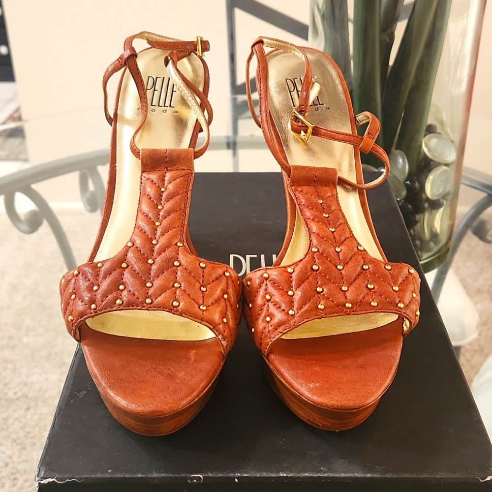 Pelle Moda size 10 italian leather gold beaded brown heels